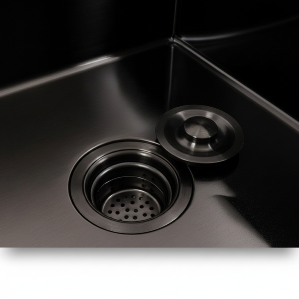 Кухонна мийка CM 65*50 R чорна PVD handmade (круглий сифон 3,0/0,8) CM_6550_30_08_PVD фото